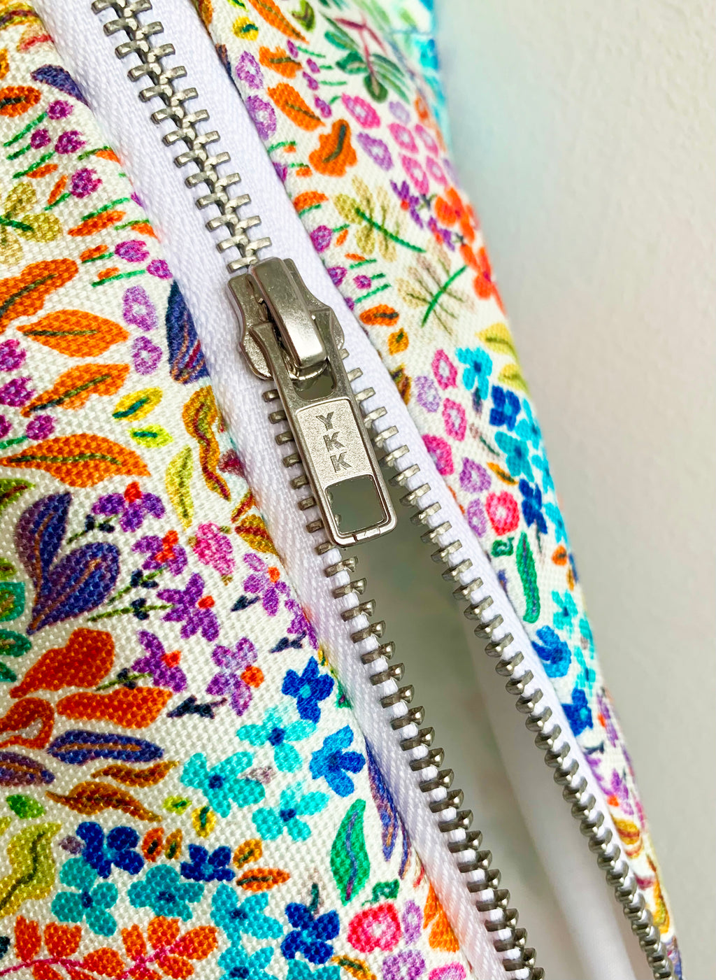 Ditsy Walts Wash Bag