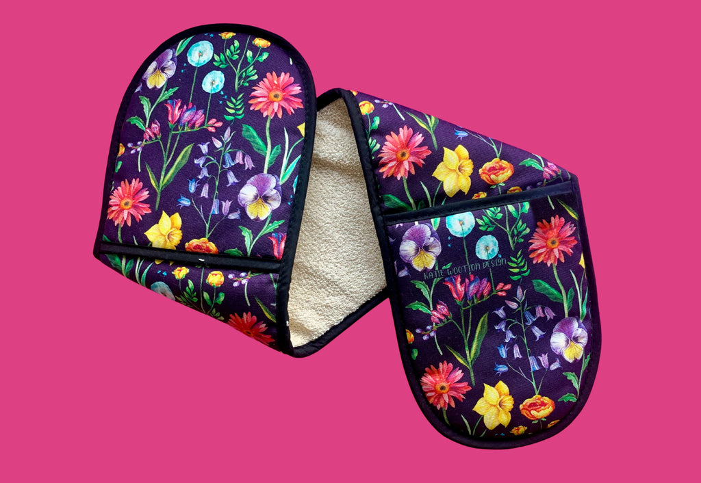 Handpicked Midnight Bloom Double Oven Glove